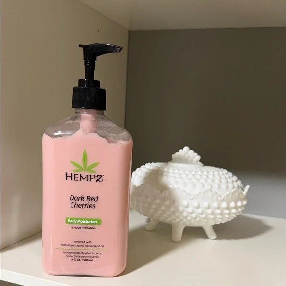 Hempz Dark Red Cherries Body Moisturizer and Herbal Body Serum Set - Pink - Picture 3 of 3